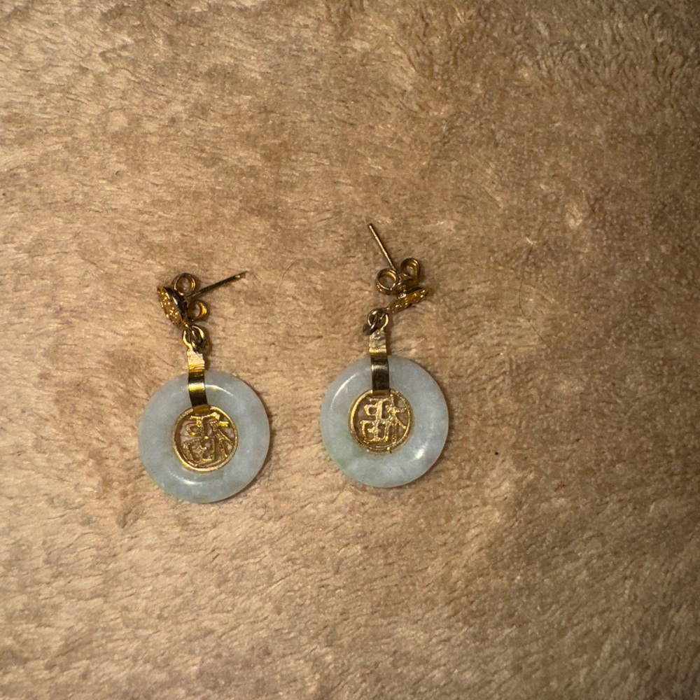 Elegant Gold and Green Earrings